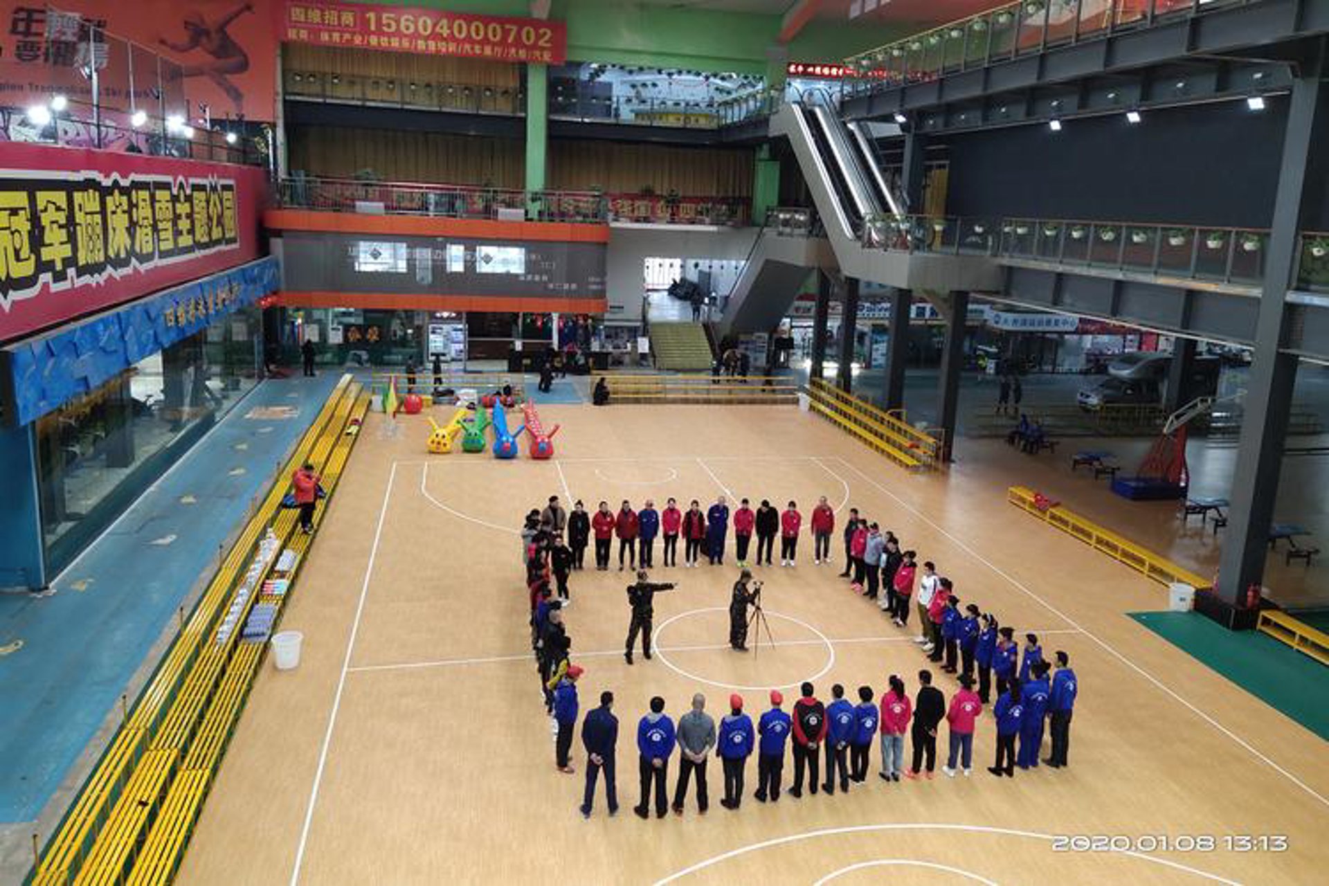 猫女王文化传媒